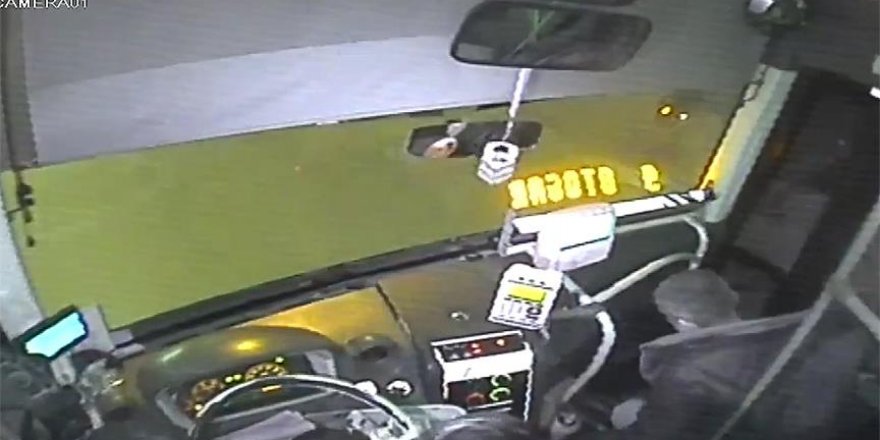 'Kahraman şoför' bu kez kalp krizi geçiren yolcuyu kurtardı