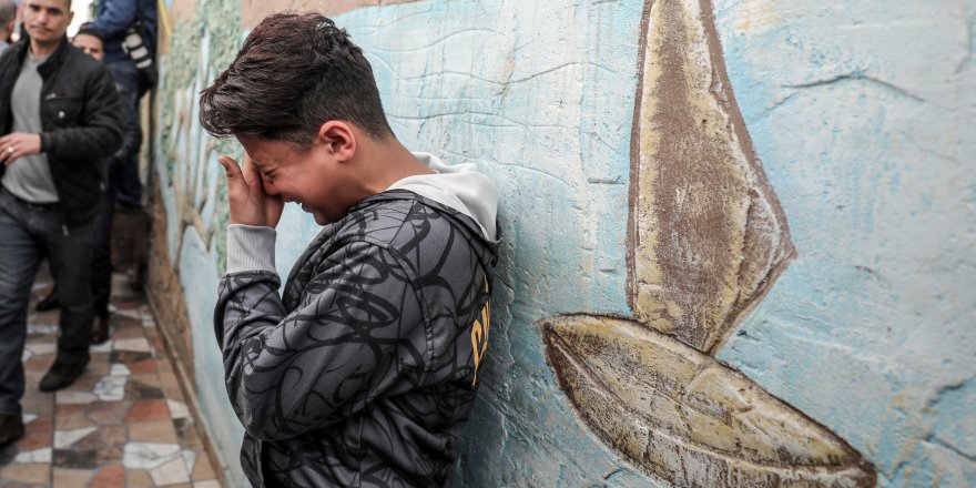 İsrail askerlerinin şehit ettiği Filistinli çocuk toprağa verildi