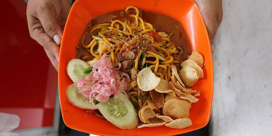 Endonezya'nın vazgeçilmez lezzeti 'Mie Aceh'