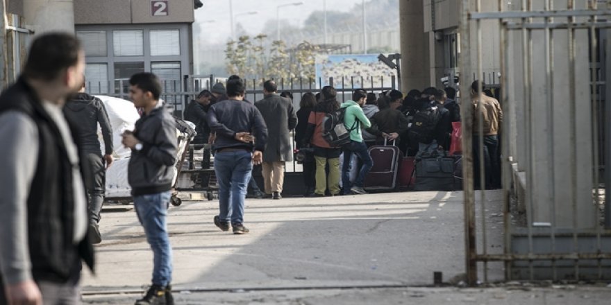 Ülkesine dönen Suriyeli sayısı 300 bini geçti