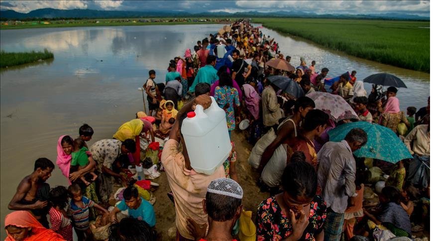 'Malezya Arakan'da insanlık suçu işleyenlerin UCM'de yargılanmasını istiyor'