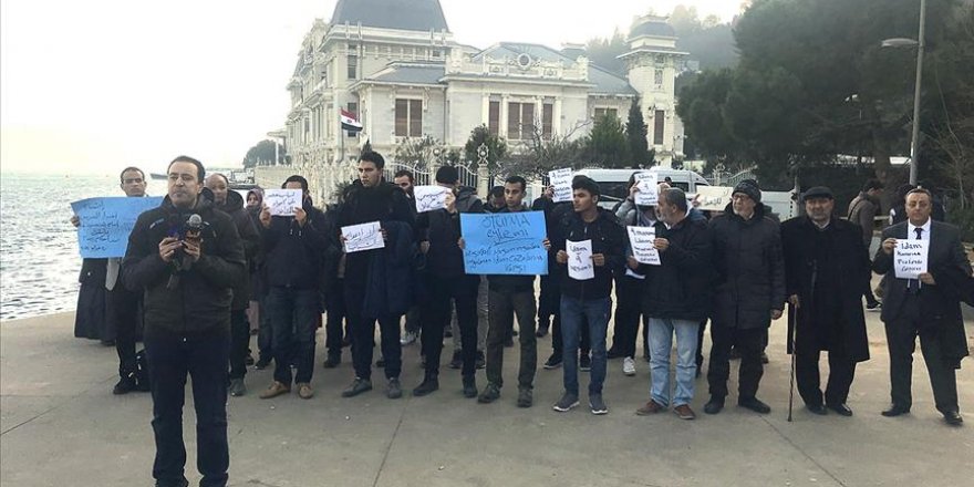 Mısır Konsolosluğu önünde 'idam' protestosu