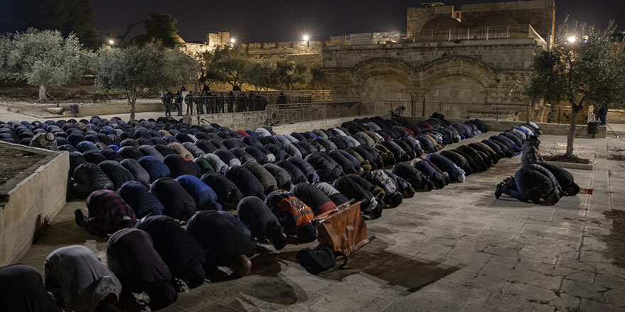 Regaip Kandili Hacet namazı nasıl kılınır? Hacet namazı kılınışı ve niyeti