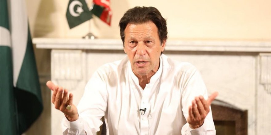 Pakistan'da yetkililer acil toplandı