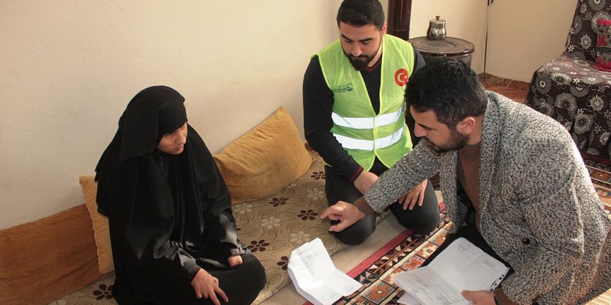 Suriye'de gözünü ve ellerini kaybetti, yardım bekliyor