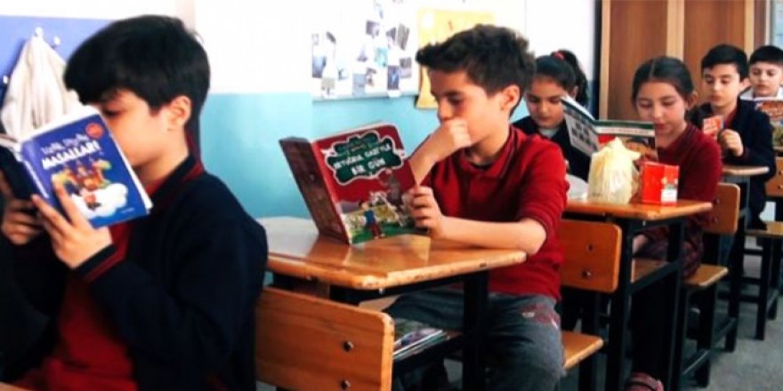 Yozgat'ın kitap okuma kampanyası "Bana da zaman ayır"