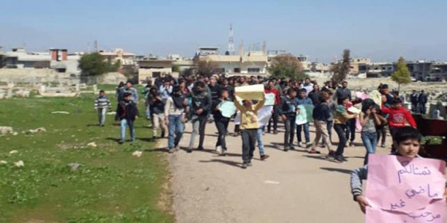 Esed rejimi 8 yıl sonra aynı yerde protesto edildi