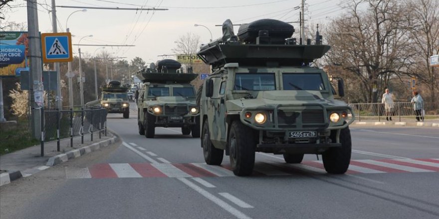 Şoygu: Rusya Kırım'daki askeri birliklerini güçlendirdi