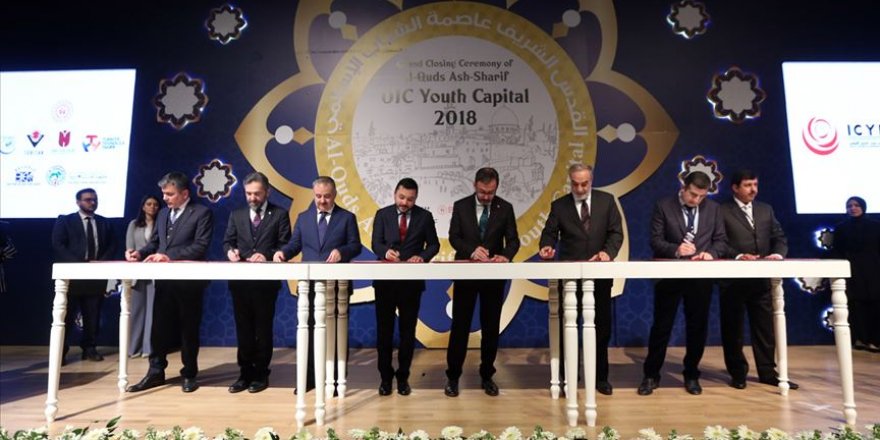 'İslam Dünyası Gençlik Başkenti' unvanını Doha devraldı