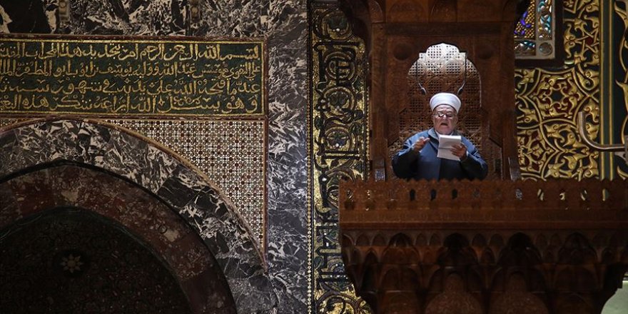 Aksa'dan Arap ülkelerine sitem: 'İsrail ile nasıl yakınlaşırsınız?'