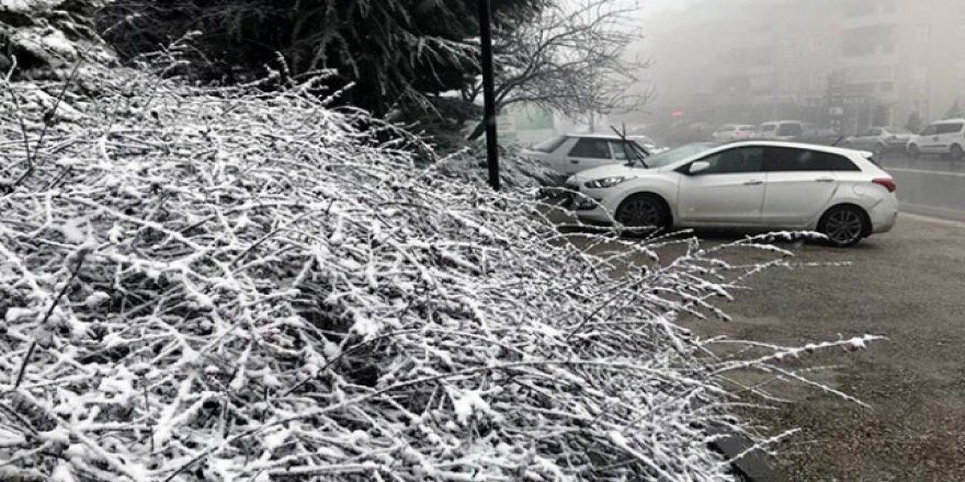Ankara'ya mart ayında kar sürprizi