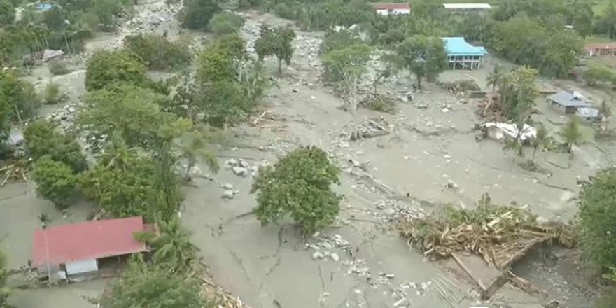 Endonezya'da sel: 70 ölü