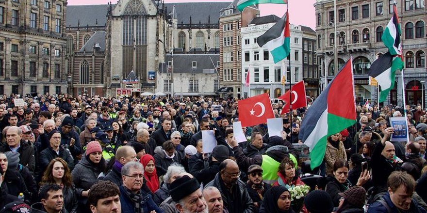 Yeni Zelanda'daki terör kurbanları Hollanda'da anıldı