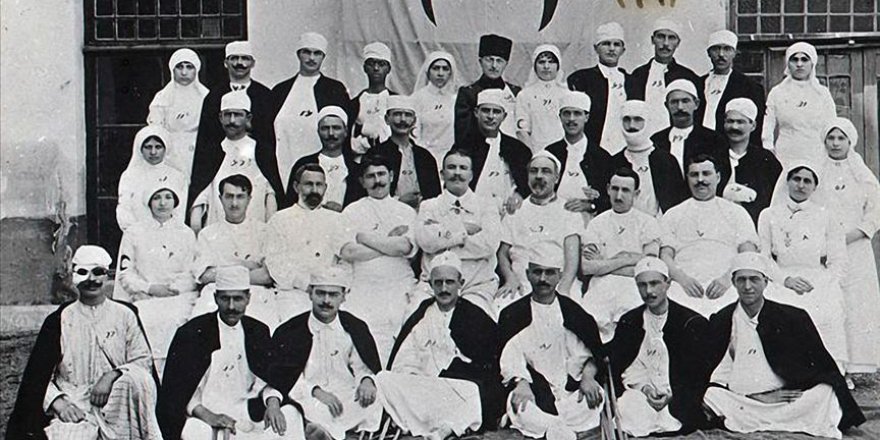 "1915'li tıbbiyelilerin tamamı Çanakkale'de şehit düştü"