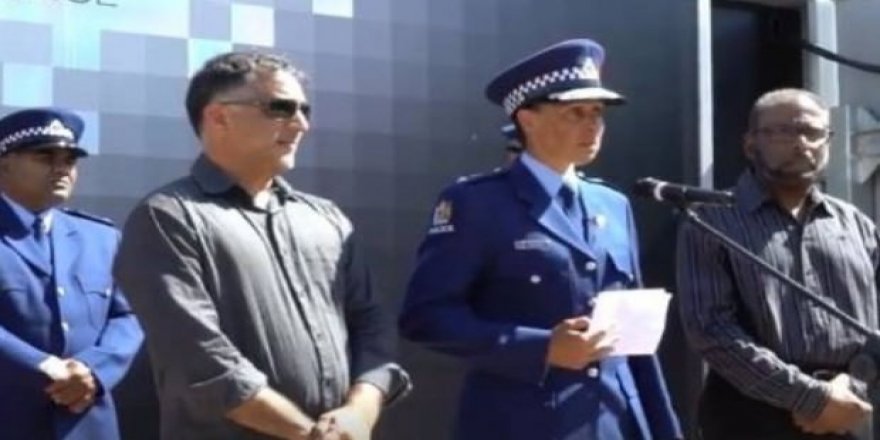 Yeni Zelanda'nın Müslüman kadın komiseri hem ağladı hem ağlattı