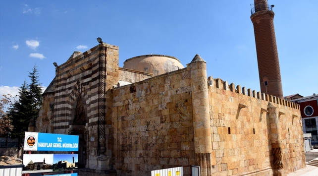Kırşehir'deki 8 asırlık medrese restore edilecek