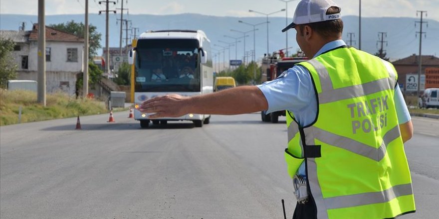 Yolcu otobüslerine sivil trafik denetimi