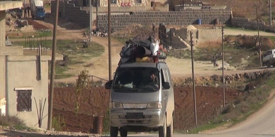 Rejim güçleri İdlib'de son 5 ayda 200 bin civarı sivili yerinden etti