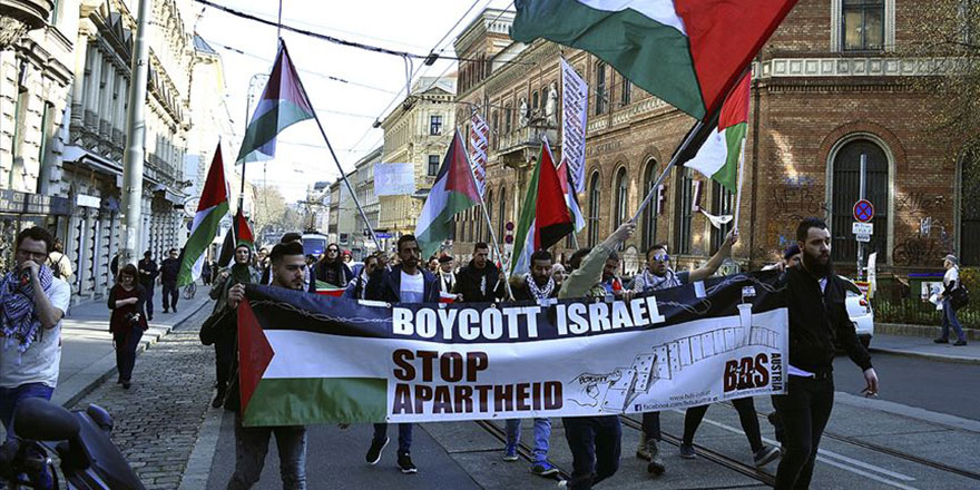 Viyana'da İsrail ve ABD karşıtı gösteri