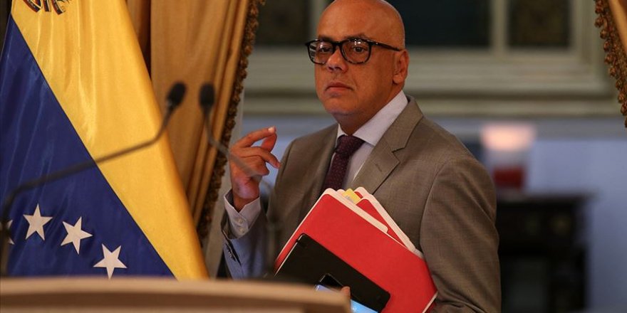 Venezuela'da iktidar muhalefeti suçluyor