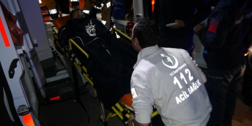 Çanakkale'de düzensiz göçmenleri taşıyan tekne battı: 4 ölü