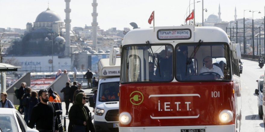 İlk yerli troleybüs "Tosun" yeniden İstanbul yollarında