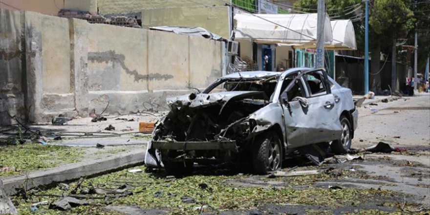 Somali'de bomba yüklü araçla saldırı: 11 ölü