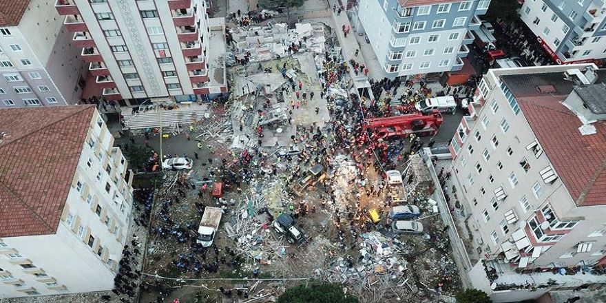 Kartal'da çöken binayla ilgili 3 şüphelinin 15'er yıla kadar hapsi istendi