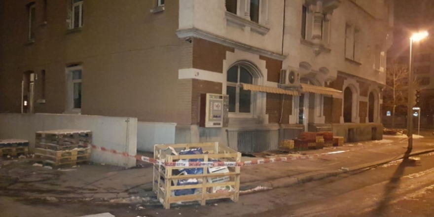 Almanya’da camiye saldıranlara hapis cezası