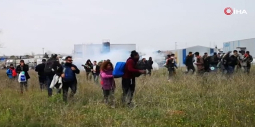 Yunanistan'da göçmenlerle polis arasında çatışma