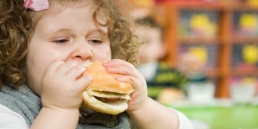 "Obezite çocukluk döneminde tedavi edilmeli"