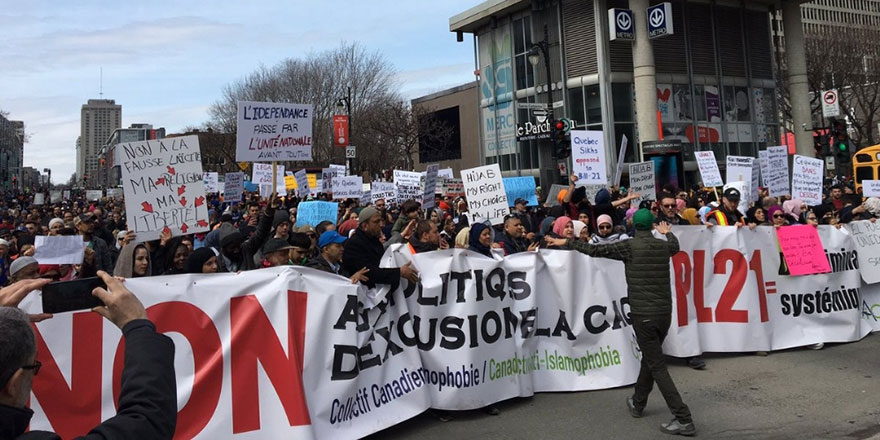Kanada'da 'gelecek' başörtüsü yasağı protesto edildi