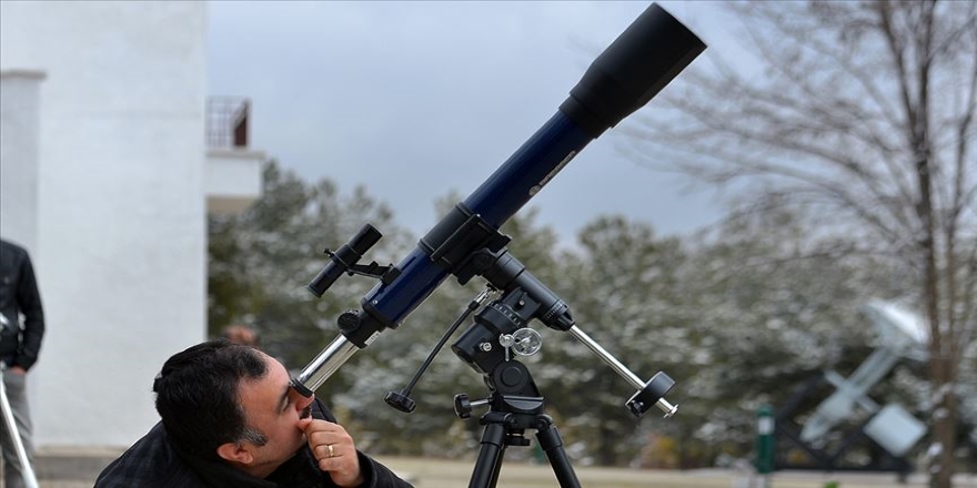 Rasathane teleskopları gökyüzüne 'Mars' için çevrilecek