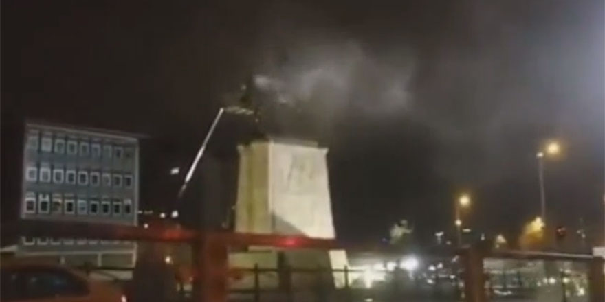 Mansur Yavaş'ın ilk hizmeti Atatürk heykeline oldu!