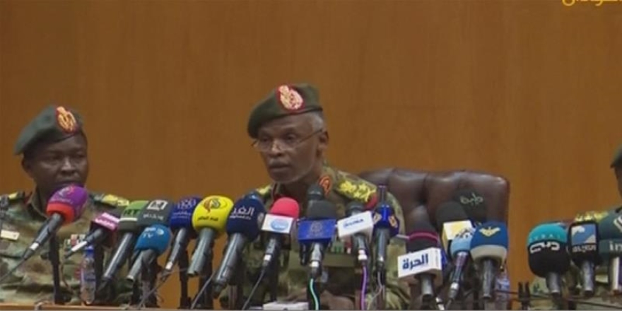 Suudi Arabistan'dan Sudan'daki darbeye destek
