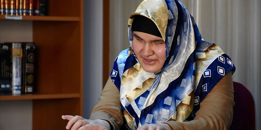 Gözlerim görmüyor ama Kur'an gören gözlerim oldu