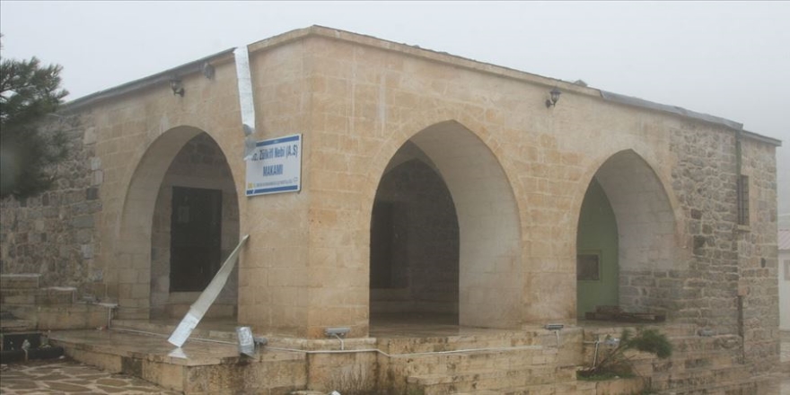 Zülküf Peygamber Türbesi'nden hırsızlık