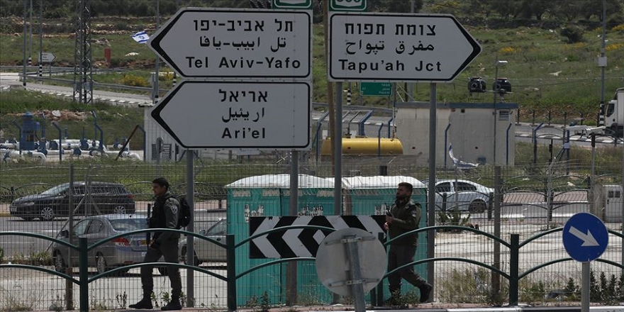 İsrail'in Doğu Kudüs'teki 'sivil' memurlarının çoğu eski istihbaratçı