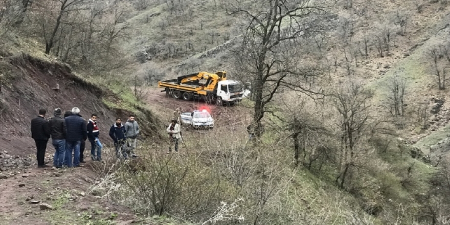 Giresun'da zırhlı polis aracı devrildi: 6 yaralı