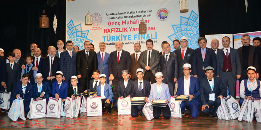 Genç hafızlar birincilik için yarıştı