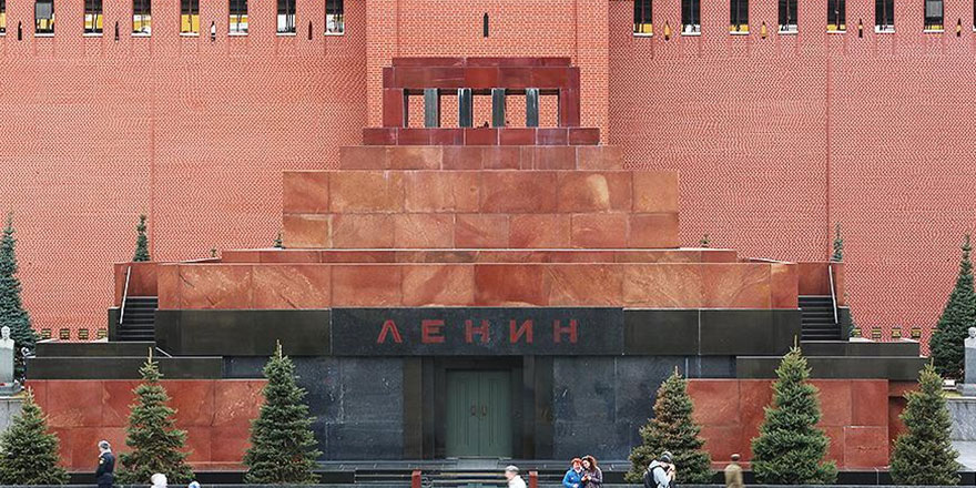 Rus milletvekili: Lenin Mozolesi'nin maneviyatı yok, geçmişten bir kalıntı