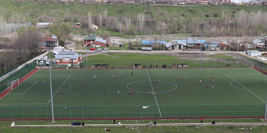 Güneydoğu'da kadın futbolu tepki görüyor: Said Nursi diyor ki...
