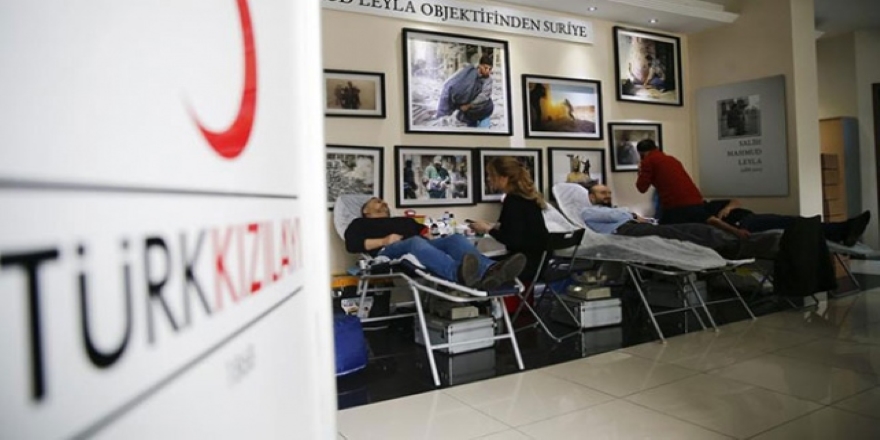 "Kızılay her gün yaklaşık 9 bin ünite kan topluyor"