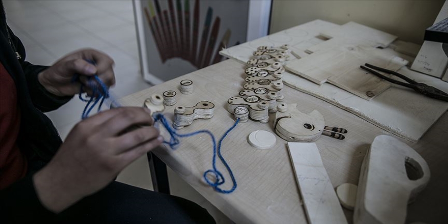 Lise öğrencileri tasarım beceri atölyelerinde bilim ve sanatla buluşacak