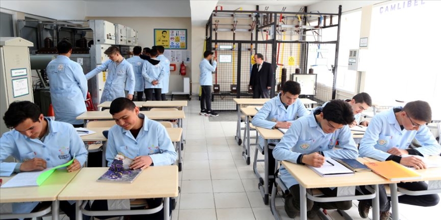 'Enerjinin Yıldızları' özel eğitimle yetiştiriliyor