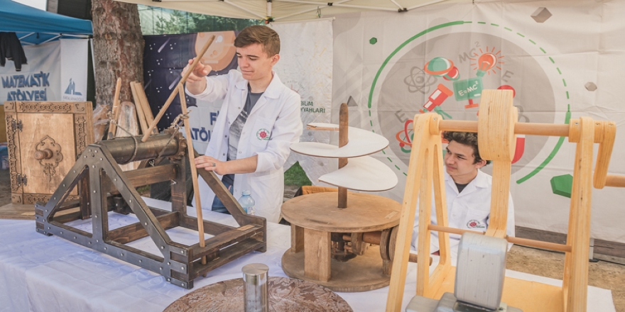 İmam Hatip Lisesi tarafından düzenlenen 'Bilim Seyyahları' Karadağ'da