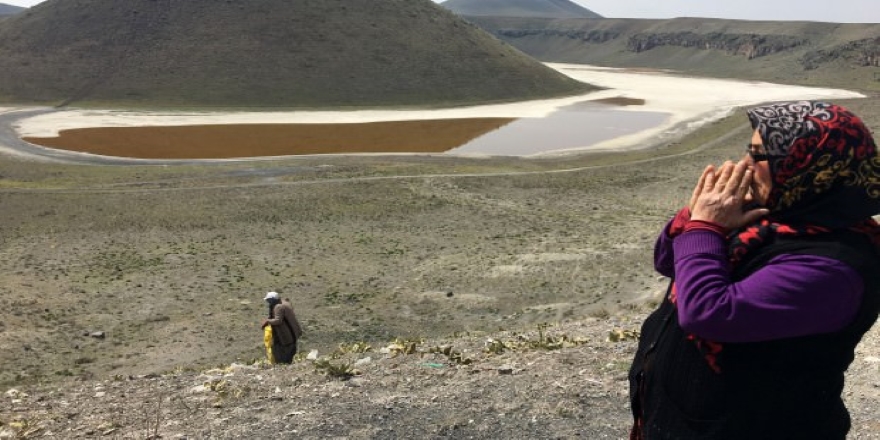 Meke Gölü'nde su kalmadı