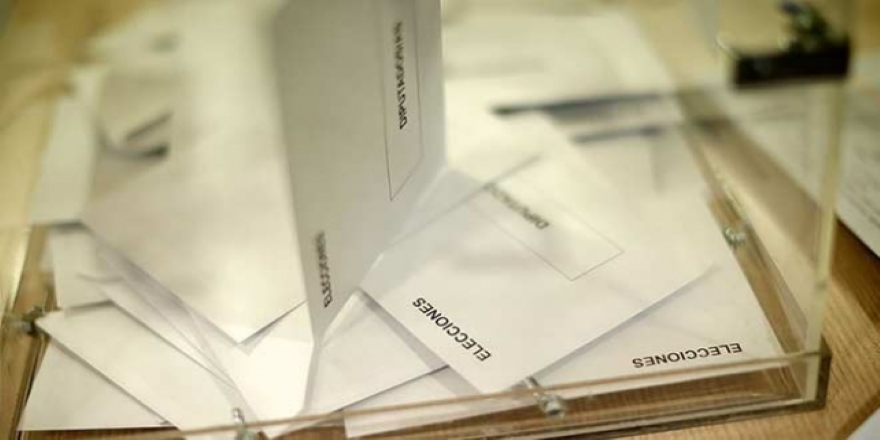 İspanya'da seçimleri sosyalistler iktidar olacak çoğunluğu elde edemedi