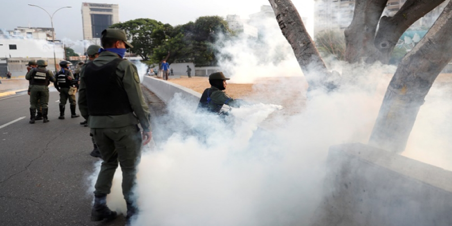 Venezuela'da darbe girişimi