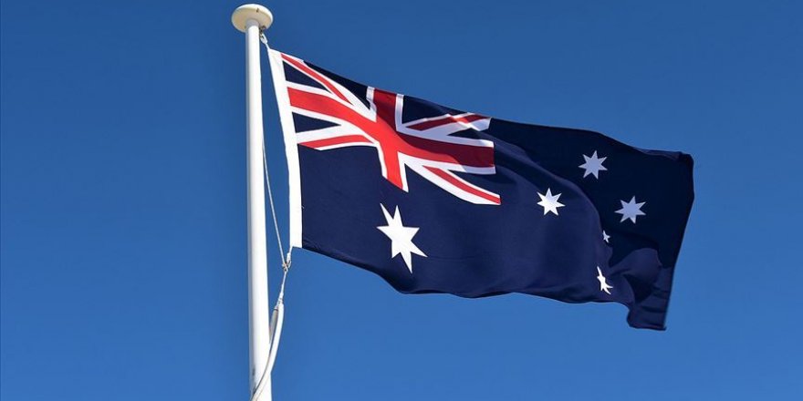 Avustralya'da İslam karşıtı vekile şok: İhraç!